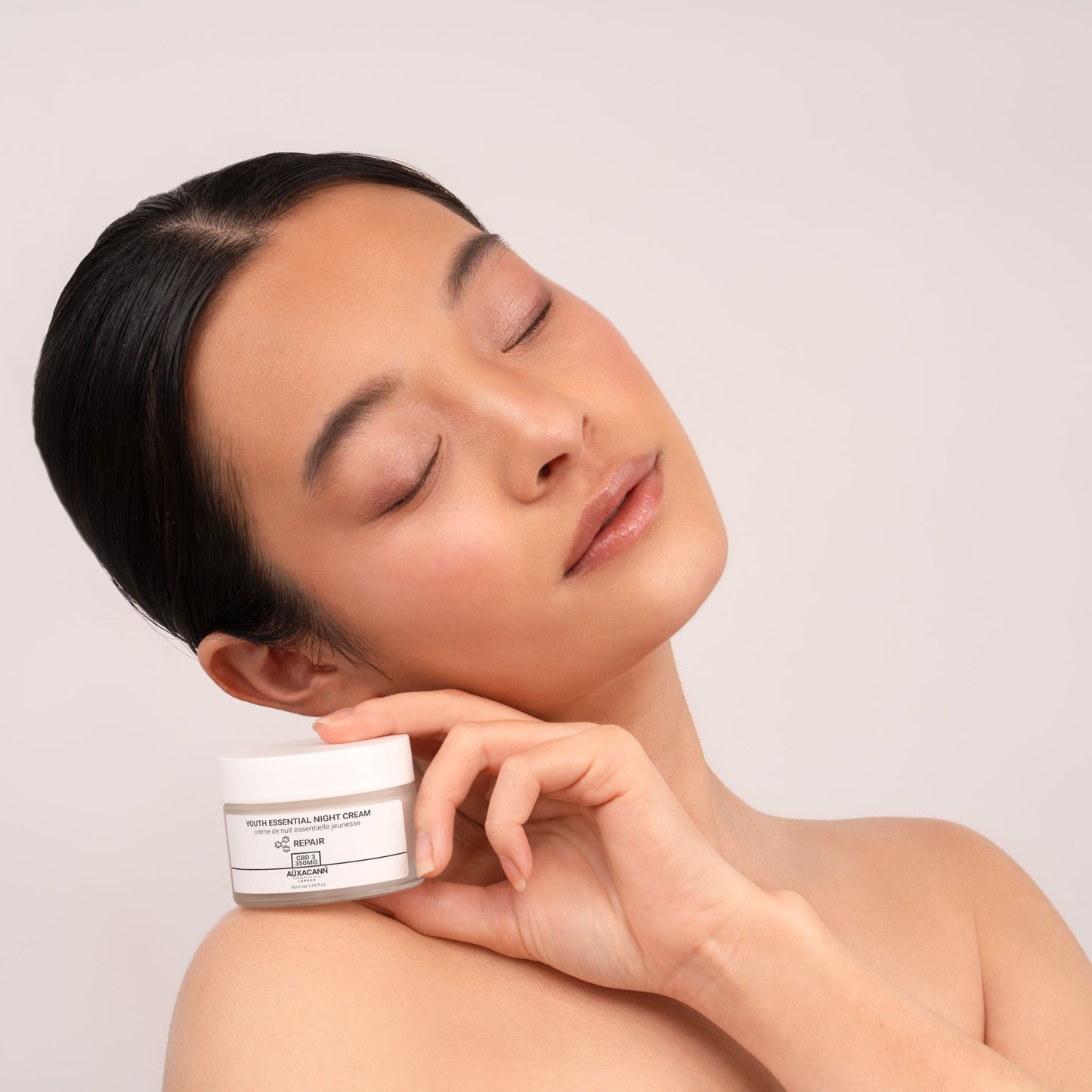 YOUTH ESSENTIAL NIGHT CREAM CBD LEVEL 3