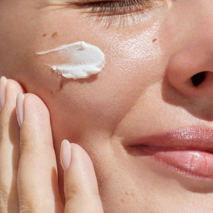 DAILY DEFENSE ANTI-AGEING FACE CREAM